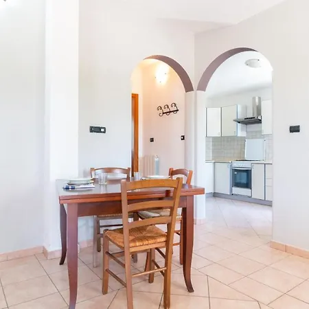 Bella Vista Con A/c Holiday home Oliena